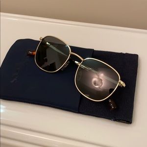 Le specs sunglasses.